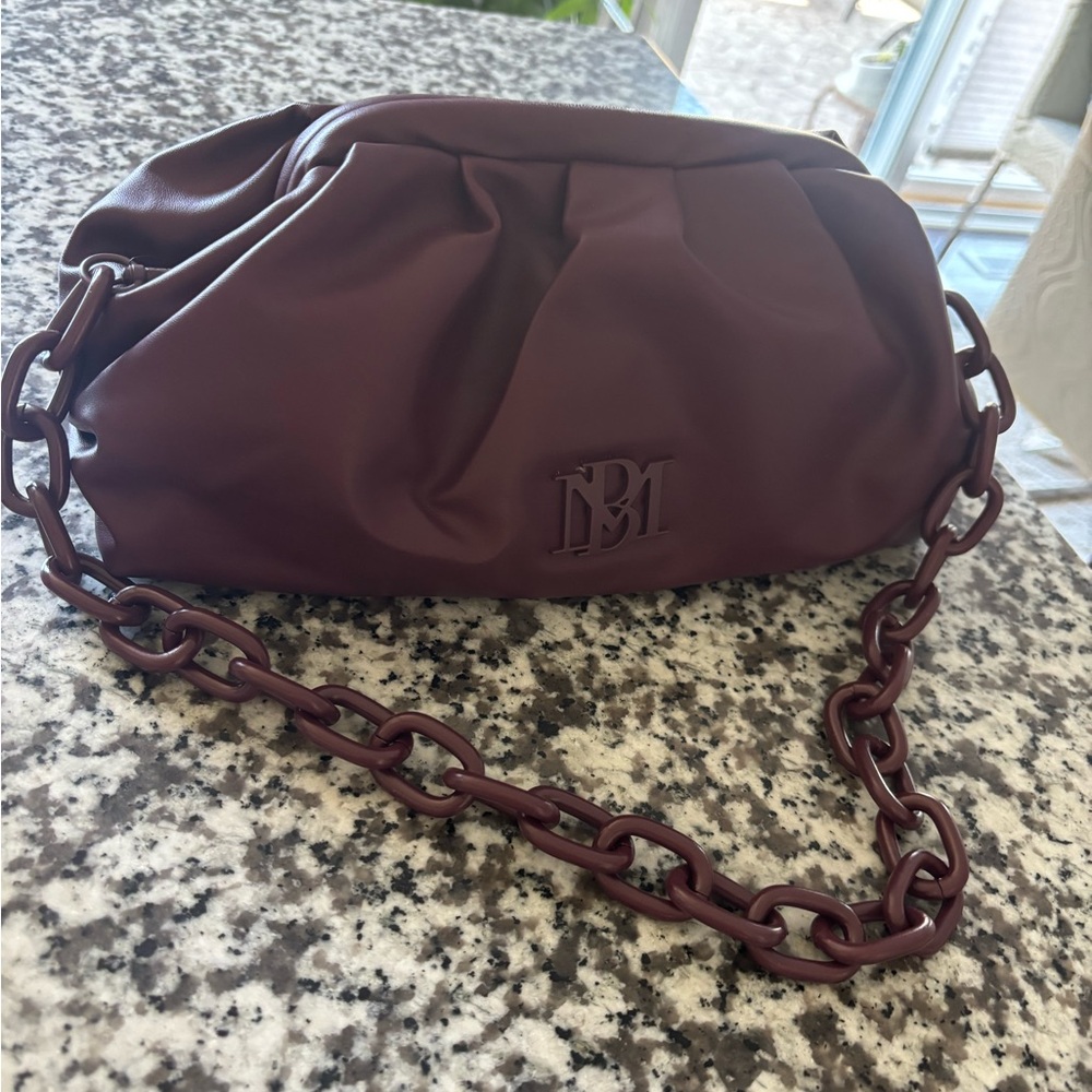 Elegant Burgundy Chain Shoulder Bag